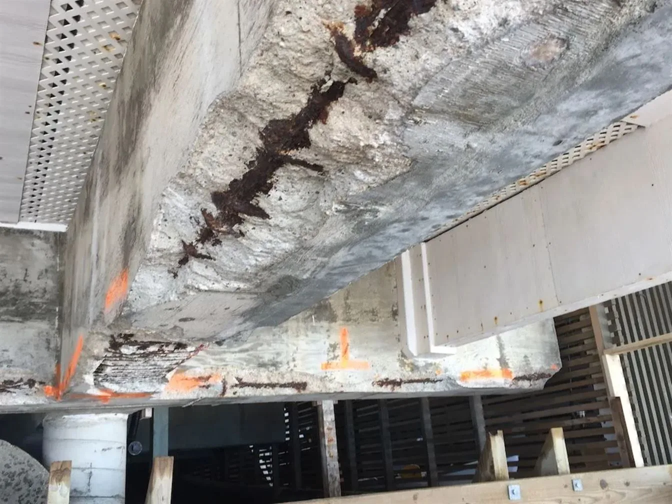 Concrete spalling is a major issue that affects the strength and durability of concrete structures. concrete spalling