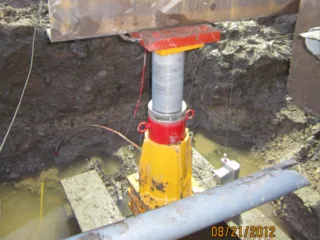 House lifting equipment is a specialized set of tools and machinery used to elevate and relocate entire structures, including residential homes, commercial buildings, and historical landmarks. hydraulic jacks for house lifting