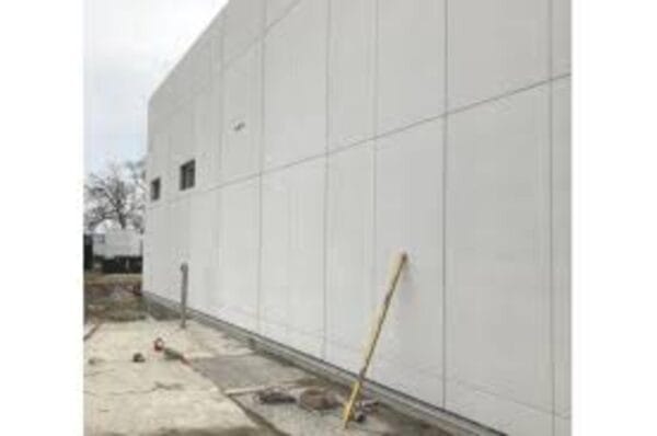 industrial precast concrete wall
